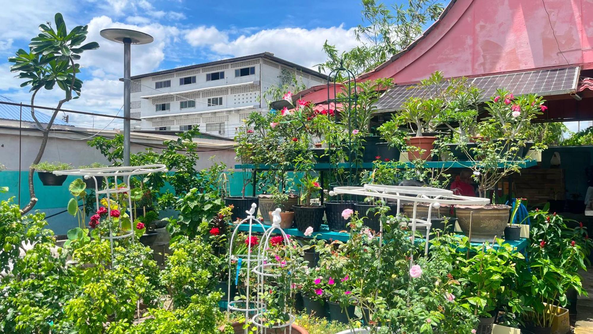 Pa Chalermchai Guesthouse Банкок Екстериор снимка